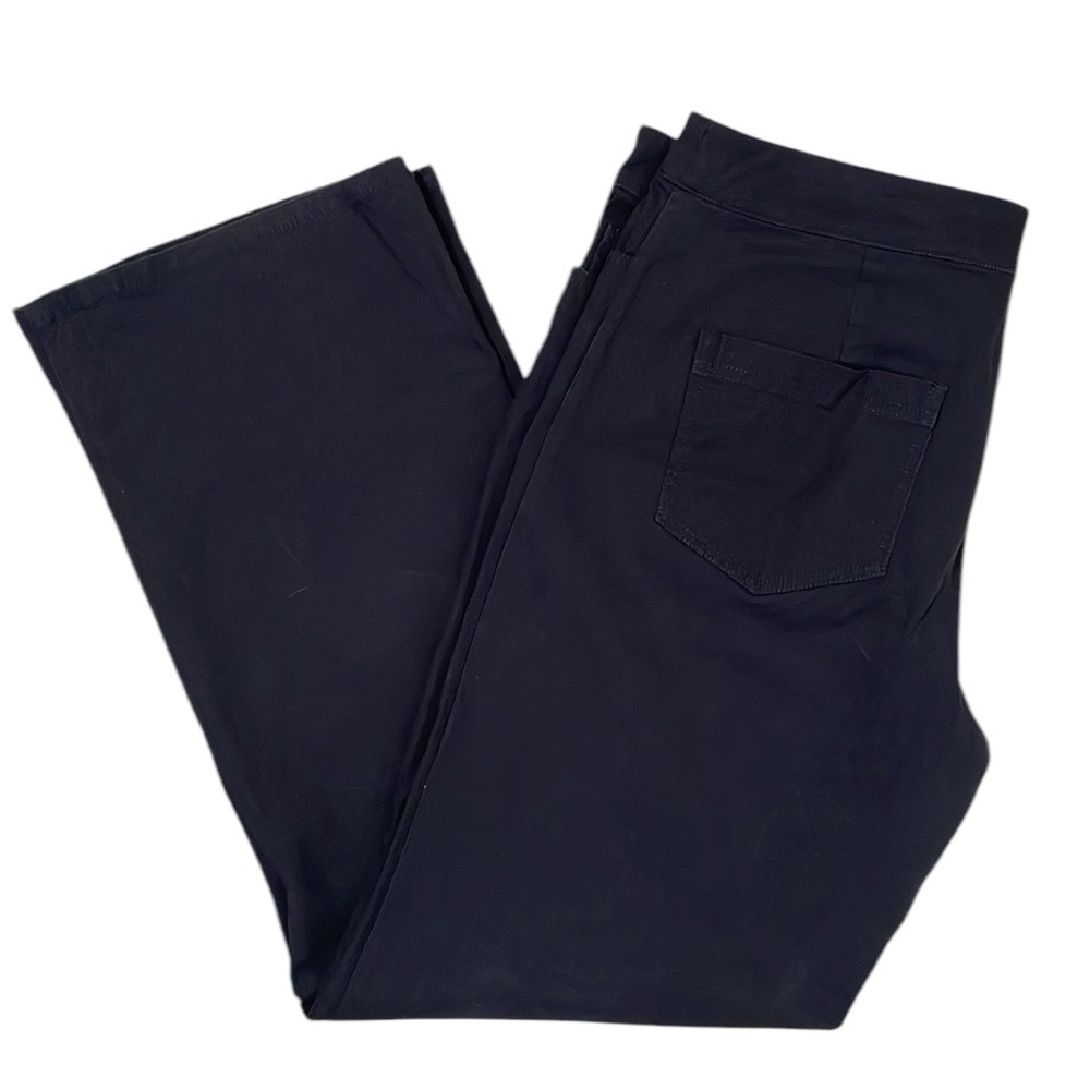 Eileen Fisher women’s size‎ medium black cotton wide leg pants with stretch.